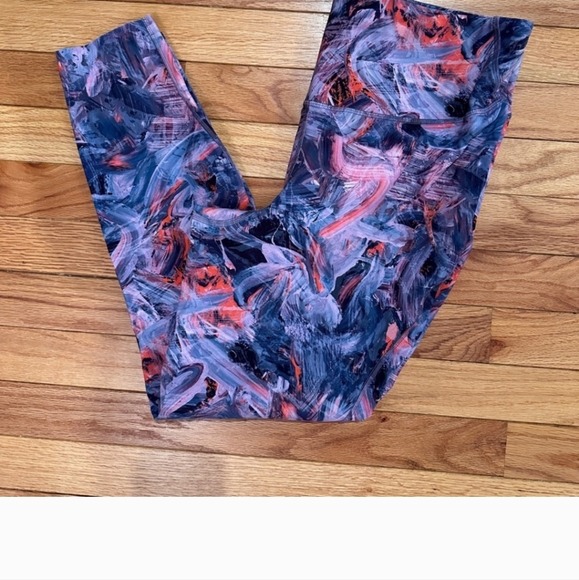 Lululemon Fast and Free HR Tight - Picture 4 of 8